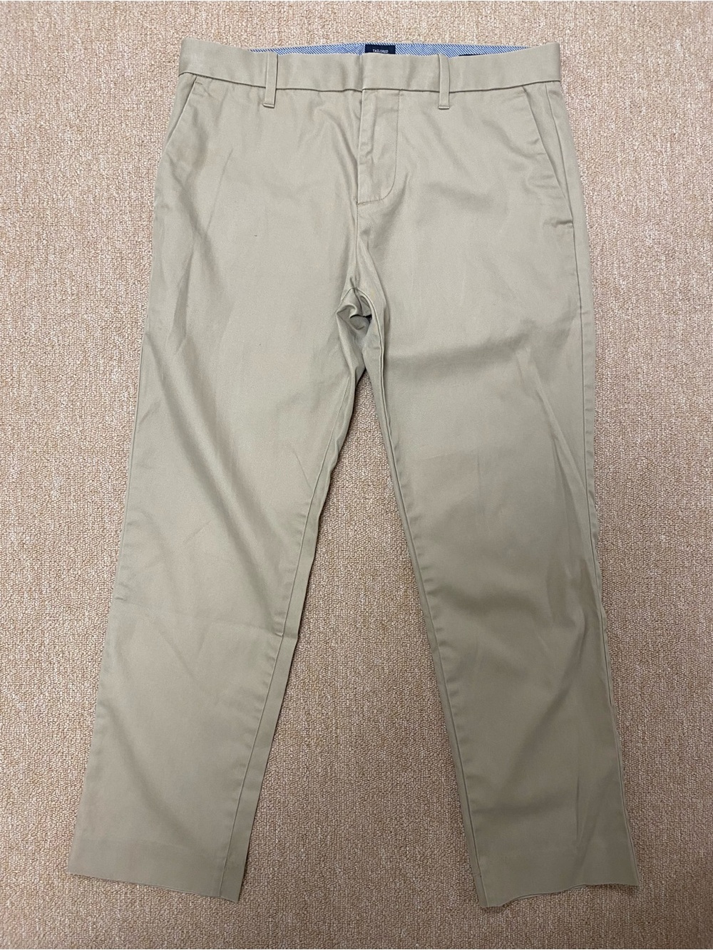 GAP Classic Straight-Fit Chino Pants - Khaki